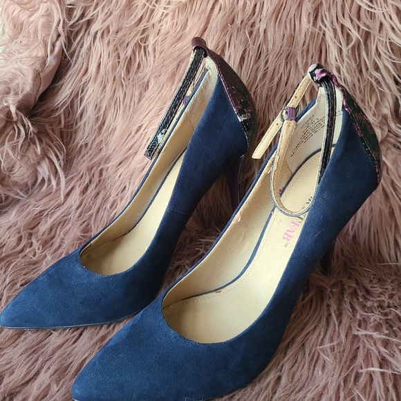 Blue Suede Purple Snake Skin Heels with Ankle Strap - Picture 3 of 4